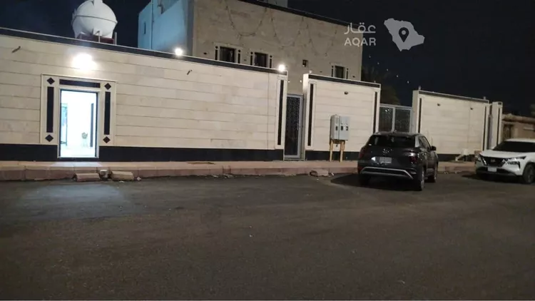 فيلا للبيع في شارع الحسن ابن شجاع, حي العزيزية, مدينة المدينة المنورة, منطقة المدينة المنورة