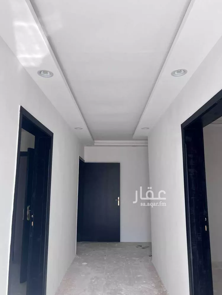 دور للبيع في تثليث ، تثليث صورة 2