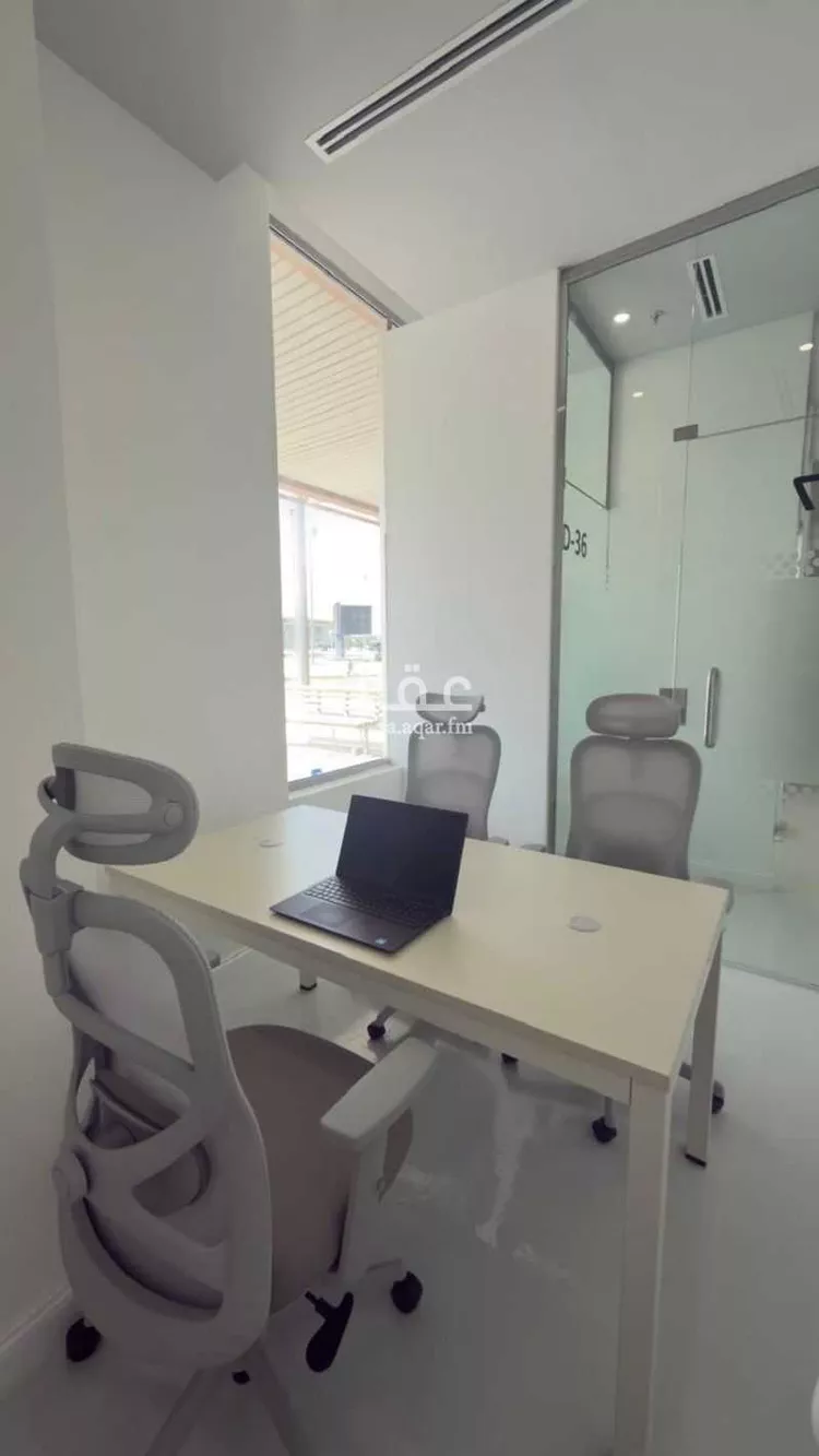 Commercial Office for Rent in Riyadh Al Arid صورة 2