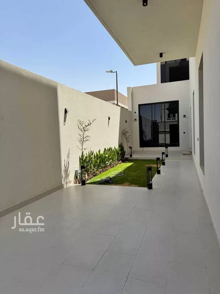 فيلا للبيع في شارع أبي زكريا العدل, حي ظهرة البديعة, مدينة الرياض, منطقة الرياض صورة 4