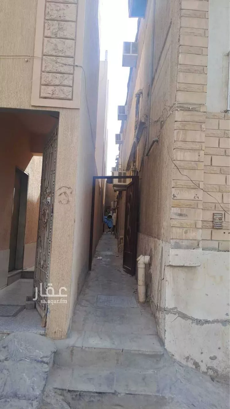 عمارة للبيع في شارع أبي المحاسن الهمذاني, حي أم الحمام الغربي, مدينة الرياض, منطقة الرياض صورة 2