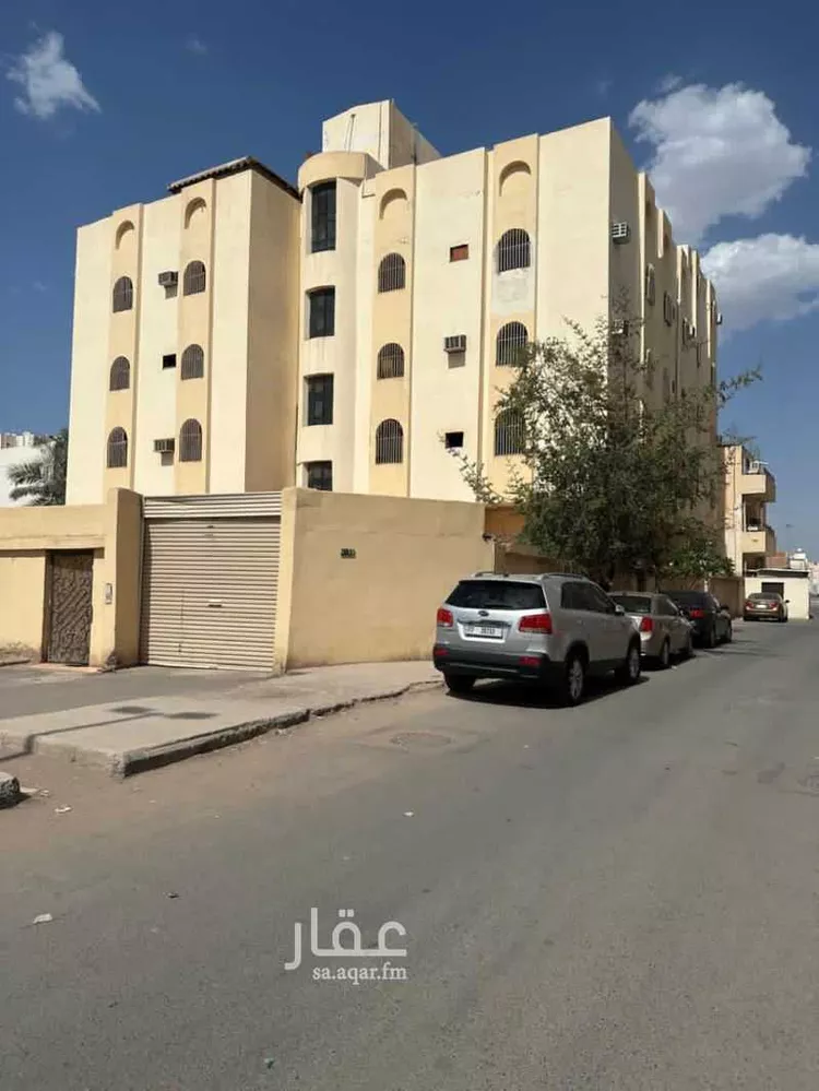 Building for Rent in Medina Bani Harithah 8