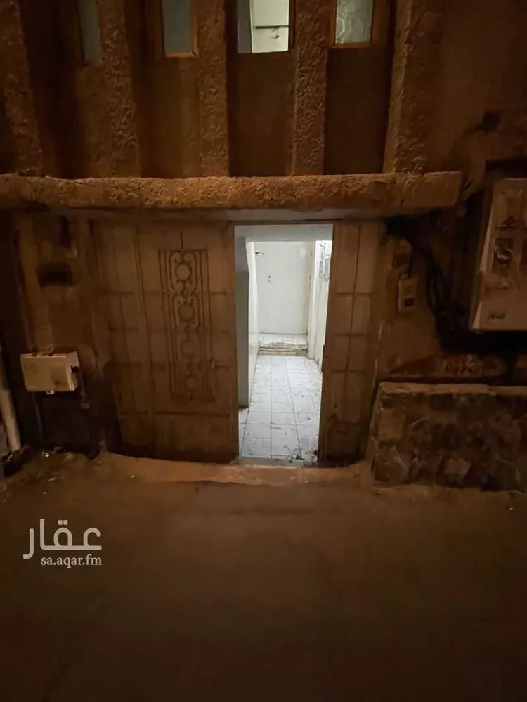 عمارة للبيع في شارع عبدالوهاب اليافعى, حي الجمعة, مدينة المدينة المنورة, منطقة المدينة المنورة صورة 3