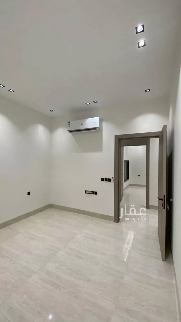 فيلا للإيجار في شارع عثمان بن علي, حي العارض, مدينة الرياض, منطقة الرياض صورة 2