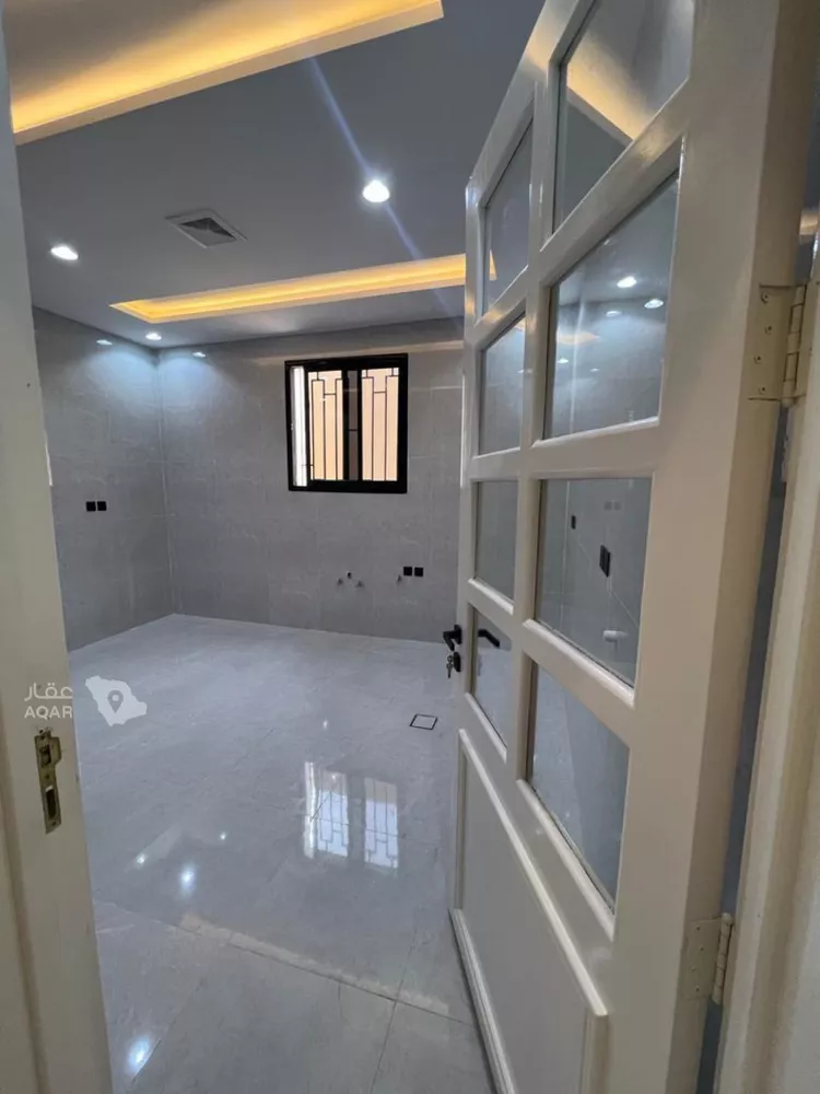 Floor for Rent in Riyadh Dahiat Namar 14