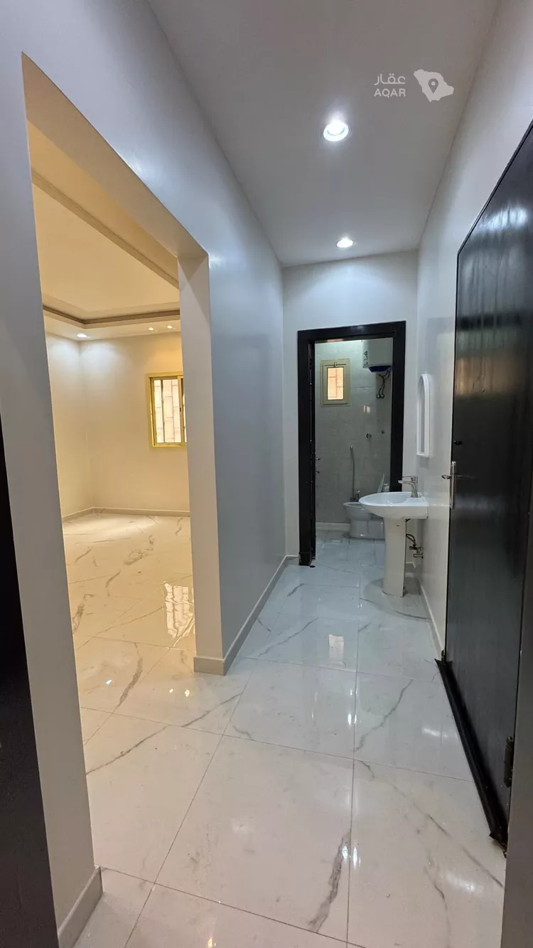 Floor for Rent in Riyadh Dahiat Namar 6