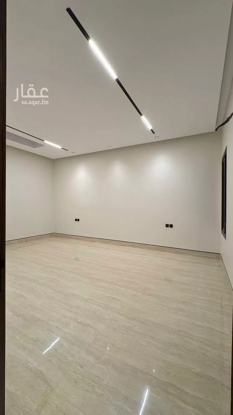 دور للبيع في شارع الصرح, حي المعيزيلة, مدينة الرياض, منطقة الرياض 8