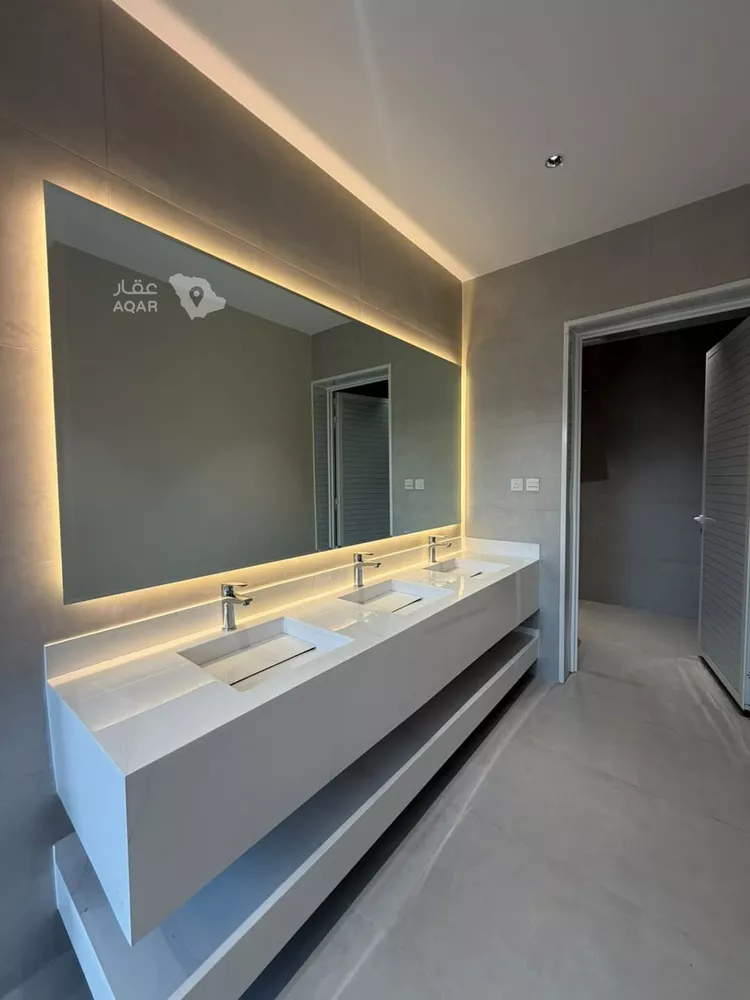 Villa for Sale in Al Bukayriyah Al Mohamadiah Subdivision 22