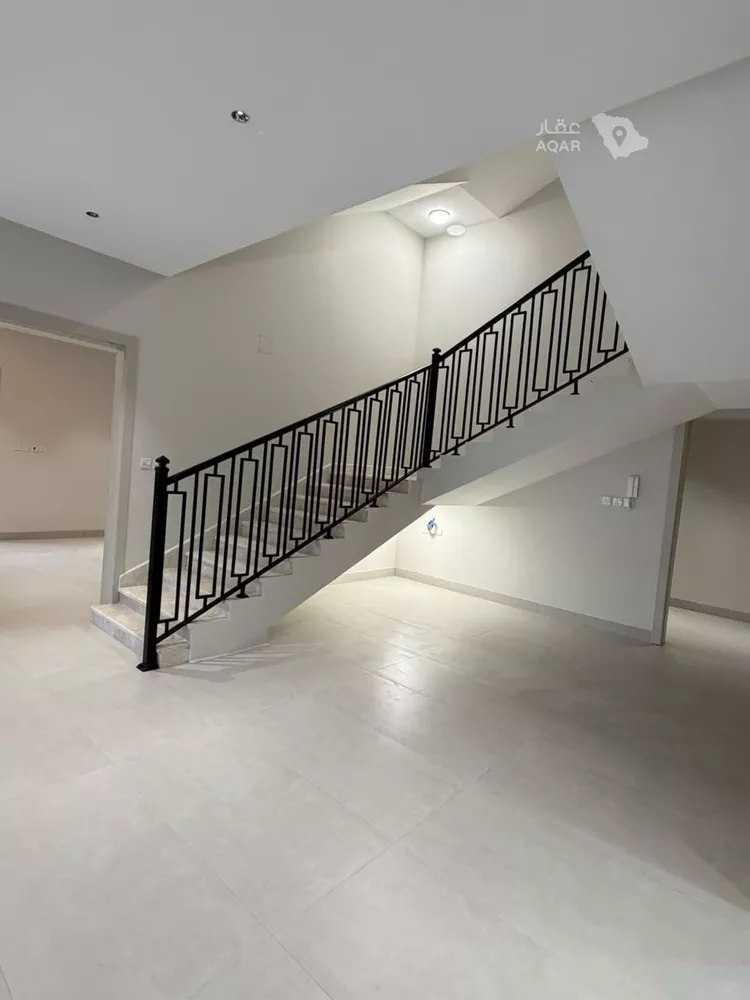 Villa for Sale in Al Bukayriyah Al Mohamadiah Subdivision 18