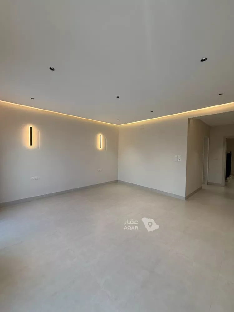 Villa for Sale in Al Bukayriyah Al Mohamadiah Subdivision 12