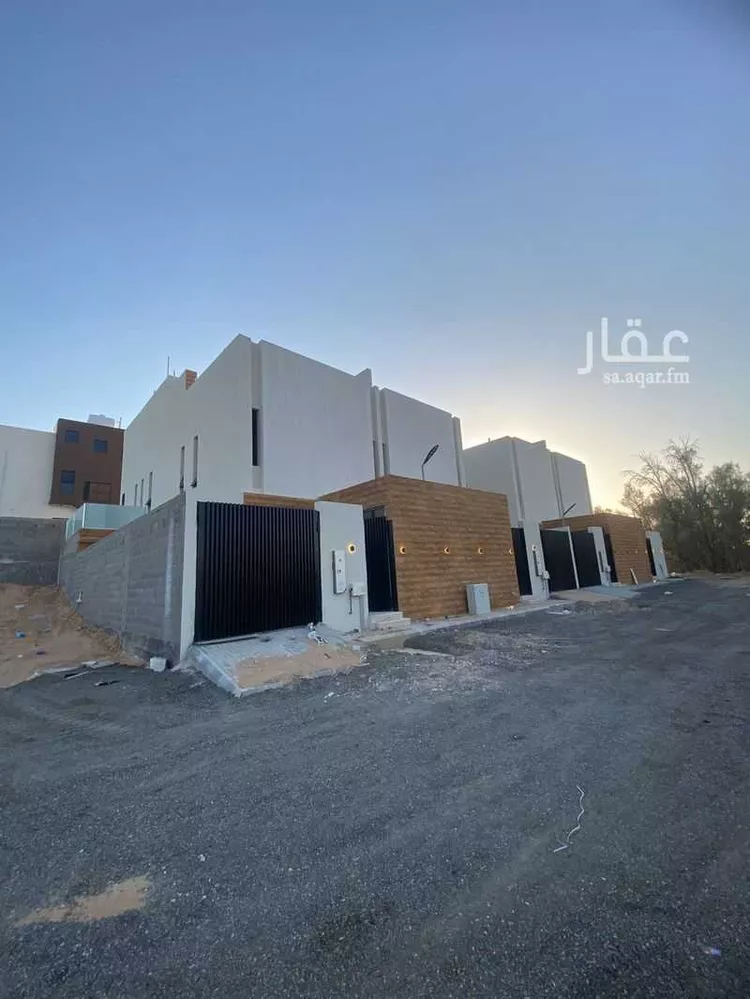 فيلا للبيع في شارع طريق عائشة رضي الله عنها , حي الرفيعة, مدينة بريدة, منطقة القصيم 7