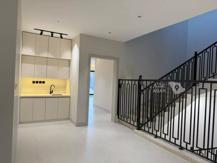 Villa for Sale in Al Bukayriyah Al Mohamadiah Subdivision 2