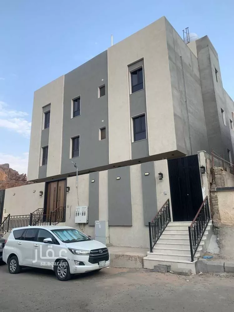 عمارة للبيع في شارع انس بن قتاده ، حي جبل احد ، المدينة المنورة ، منطقة المدينة المنورة صورة 5