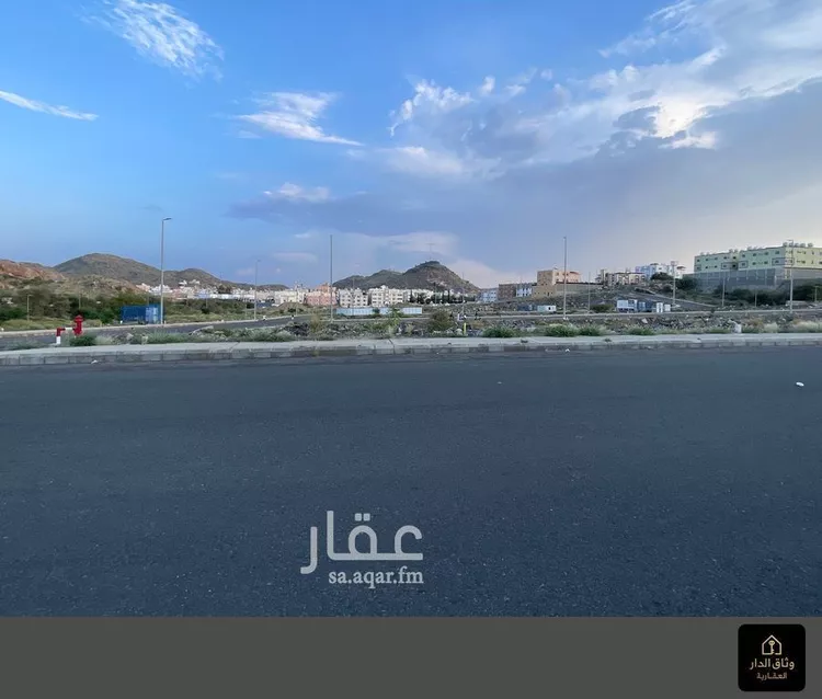 أرض للبيع في شارع نبي الله أيوب (عليه السلام), حي الحزم, مدينة الطائف, منطقة مكة المكرمة