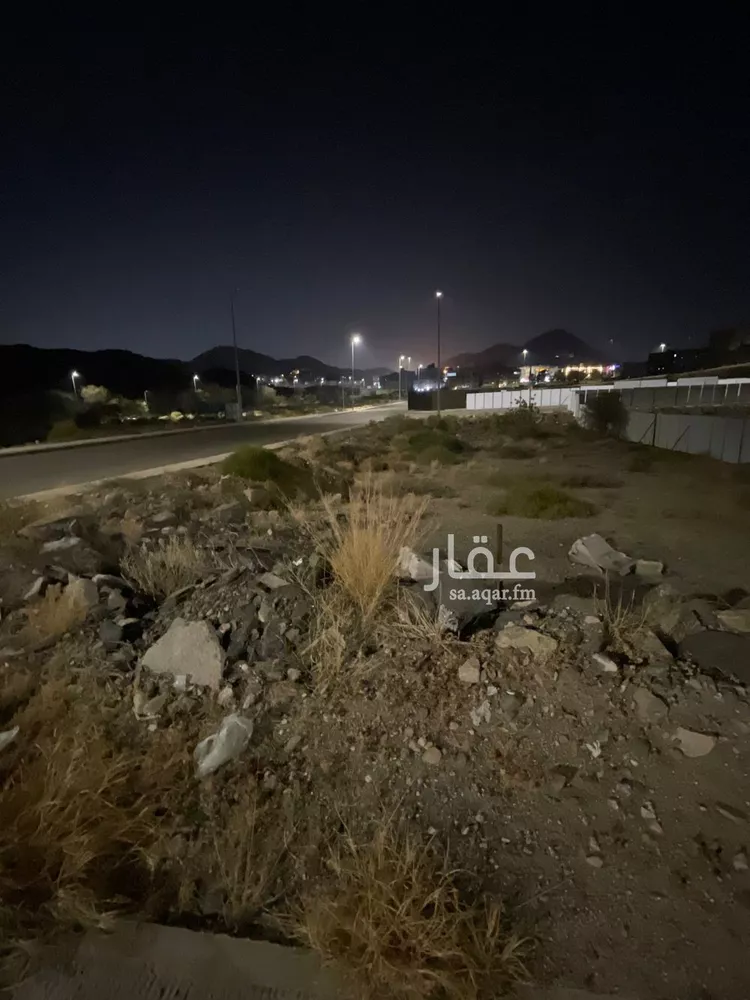 أرض للبيع في شارع احمد بن حنبل, حي الحزم, مدينة امارة منطقة مكة المكرمة - الطائف, منطقة مكة المكرمة