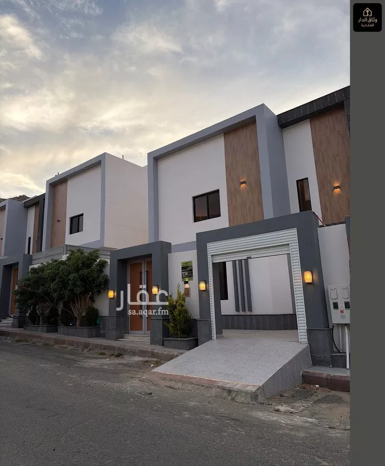 فيلا للبيع في شارع أم الرصف 83, حي أم الرصف, مدينة الطائف, منطقة مكة المكرمة صورة 2