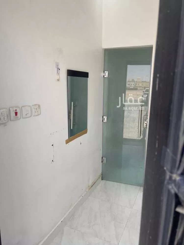غرفة للإيجار في شارع شهيد الدين ثم الوطن خالد محمد أحمد الص, حي الرمال, مدينة الرياض, منطقة الرياض