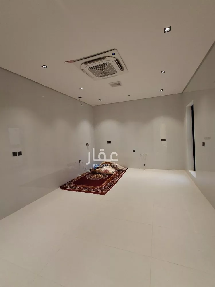 فيلا للبيع في شارع زين الدين النابلسي, حي المهدية, مدينة الرياض, منطقة الرياض صورة 3