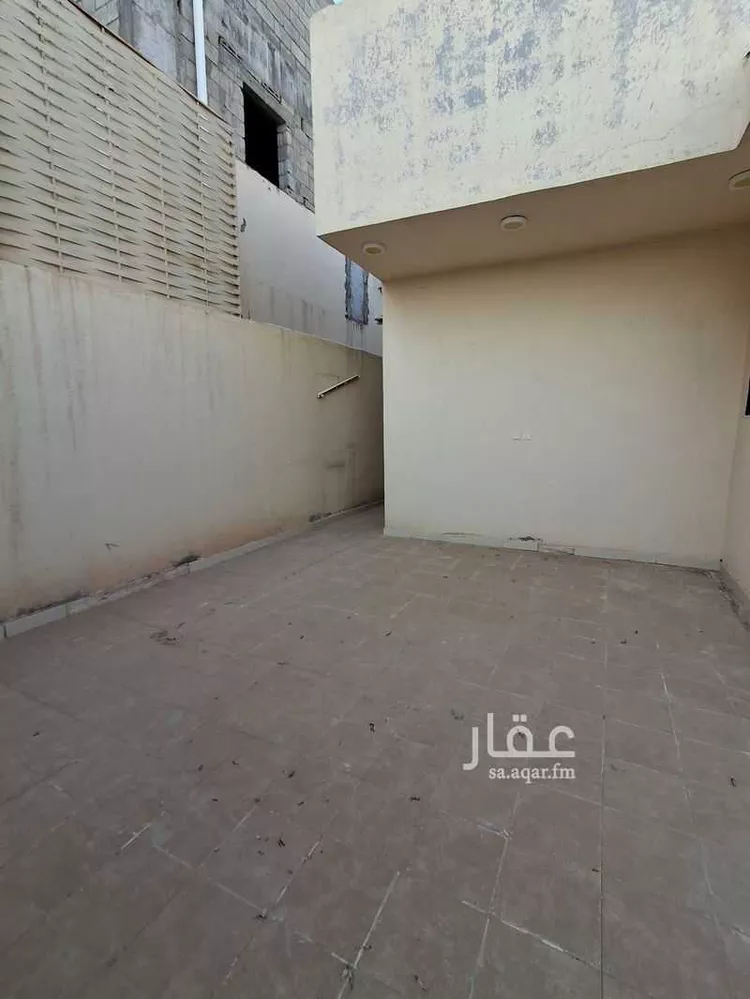 Floor for Rent in Riyadh Al Mahdiyah صورة 2