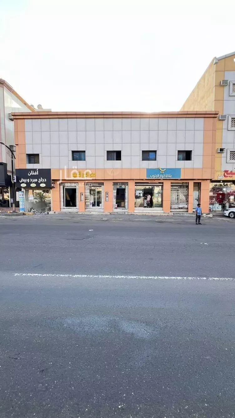 عمارة للإيجار في شارع 4973989, حي حضن قلوص, مدينة خميس مشيط, منطقة عسير