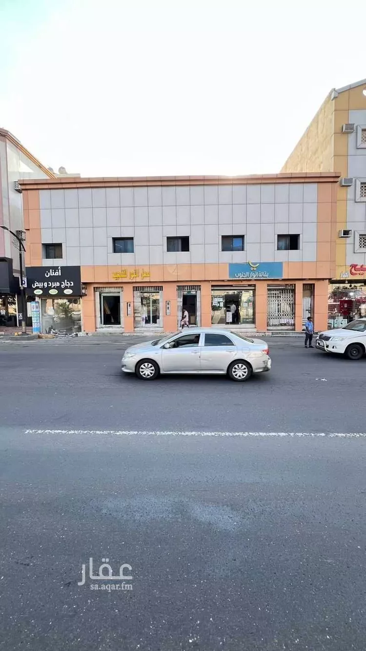 محل للإيجار في شارع المدينة المنورة, حي حضن قلوص, مدينة خميس مشيط, منطقة عسير صورة 3