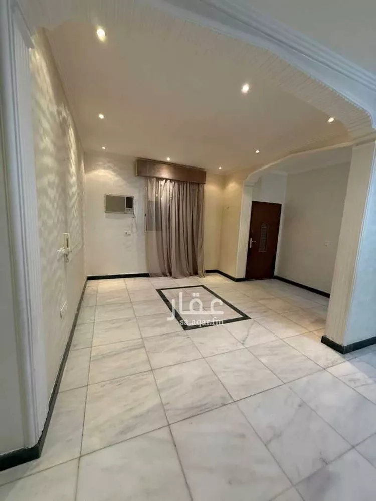 فيلا للإيجار في شارع أبي أحمد البناء, حي الخزامى, مدينة الرياض, منطقة الرياض