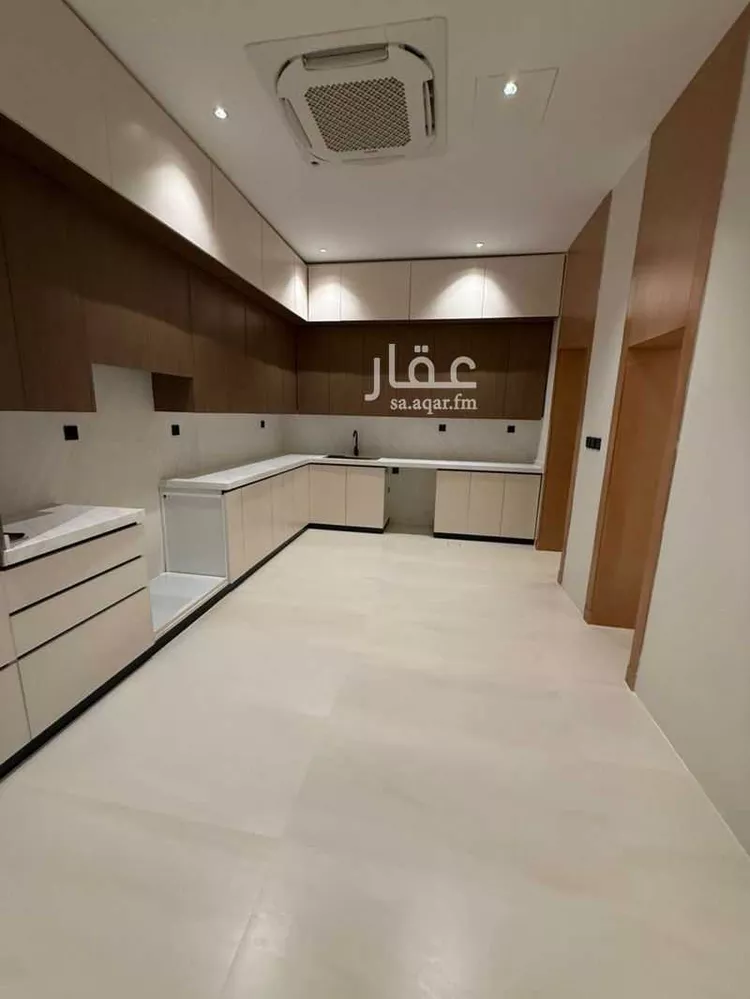 فيلا للإيجار في شارع رقم 111, حي الملقا, مدينة الرياض, منطقة الرياض صورة 4