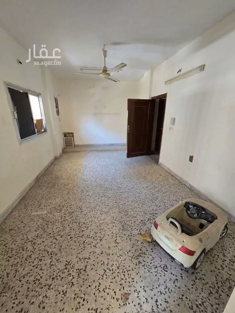 شقة للإيجار في شارع قيس ابن المغيرة الخارفي, حي قربان, مدينة المدينه المنوره, منطقة المدينة المنورة صورة 4