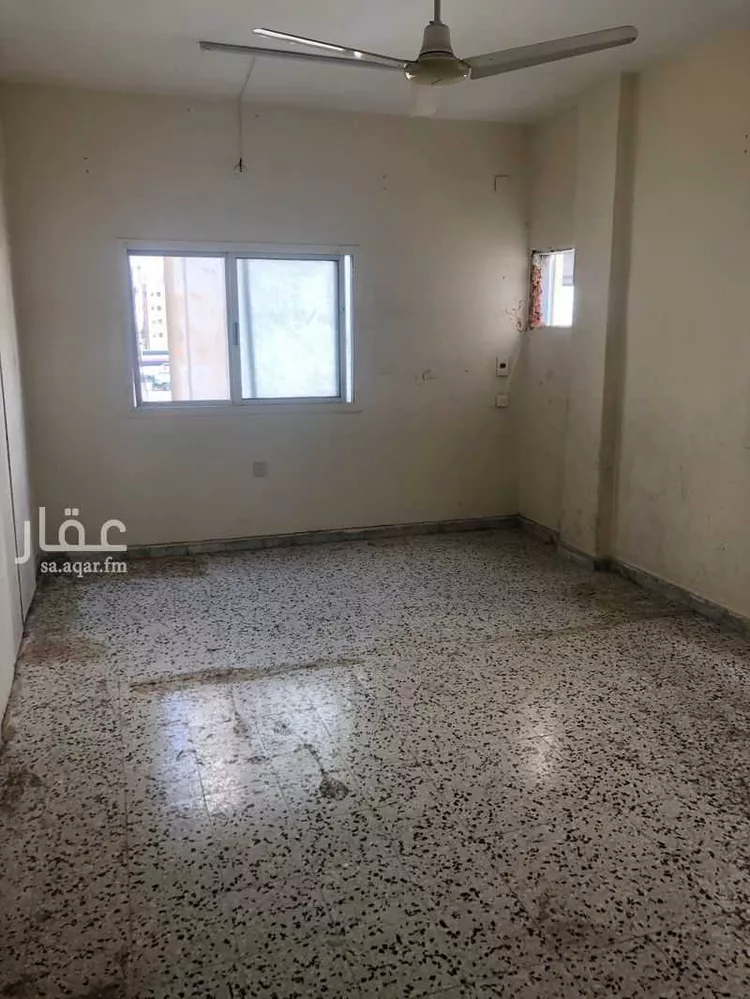شقة للإيجار في شارع قيس ابن المغيرة الخارفي, حي قربان, مدينة المدينه المنوره, منطقة المدينة المنورة صورة 3