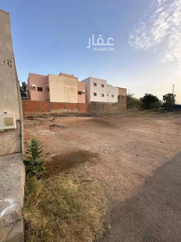 Land for Sale in Medina Shadhah