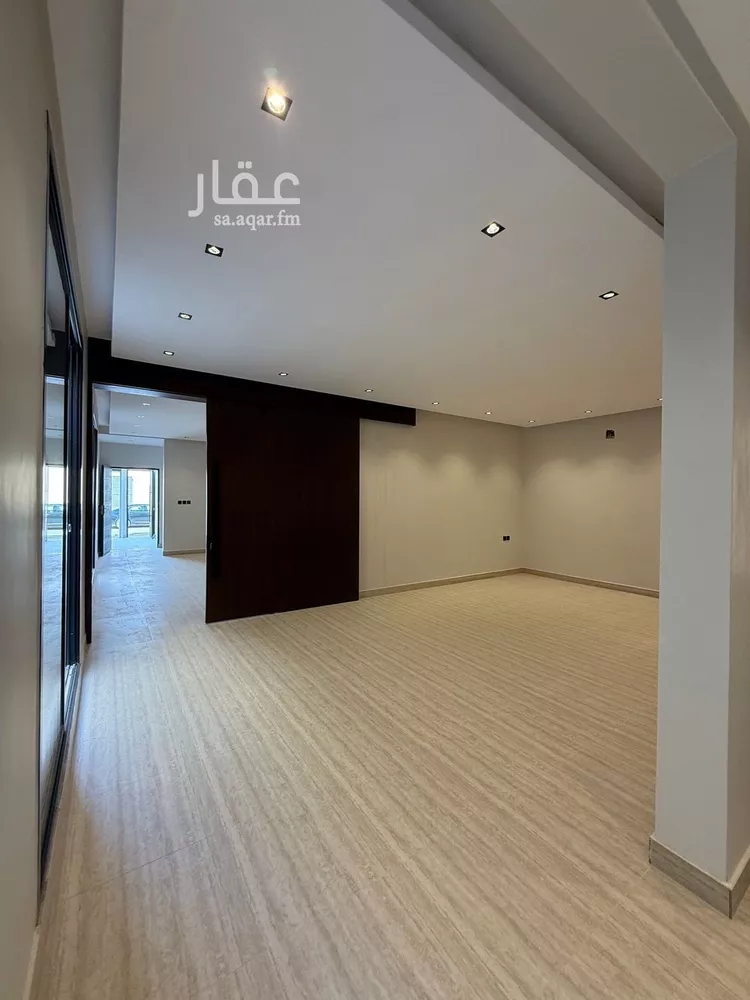 Floor for Sale in Riyadh Al Arid صورة 2