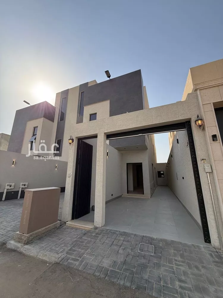 دور للبيع في شارع حسين جمل الليل, حي العارض, مدينة الرياض, منطقة الرياض