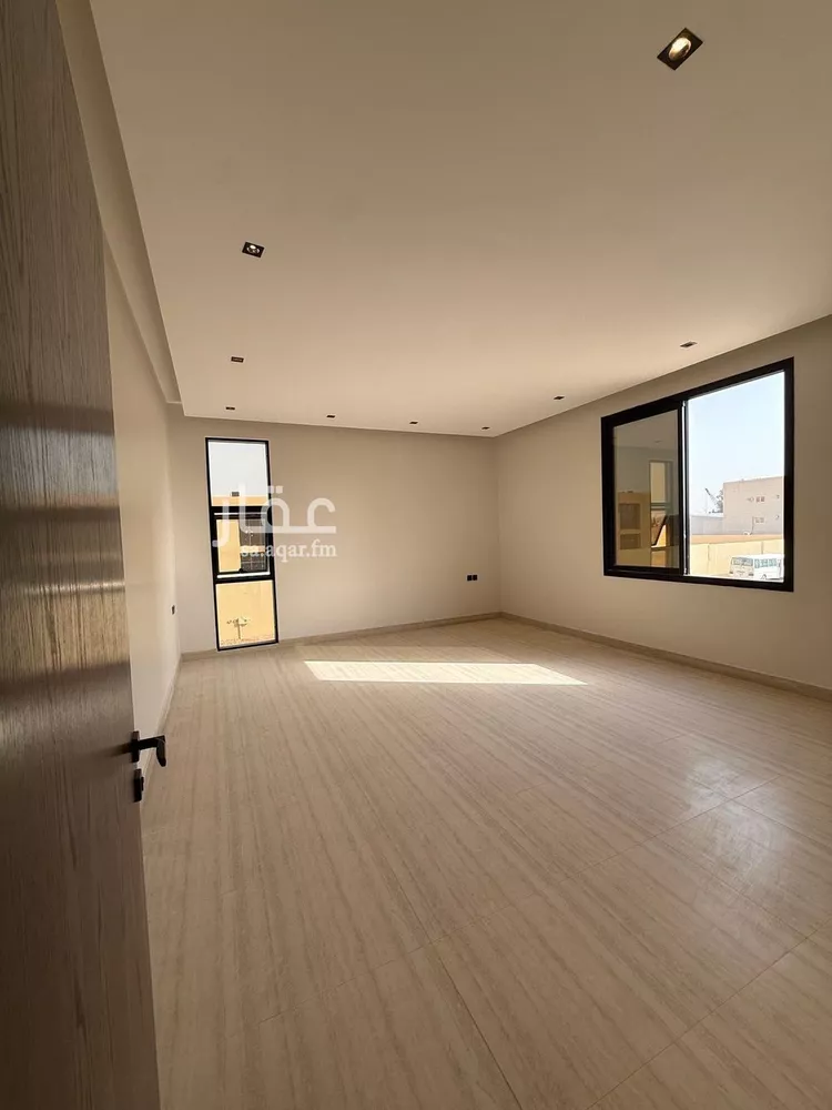 Floor for Sale in Riyadh Al Arid صورة 2