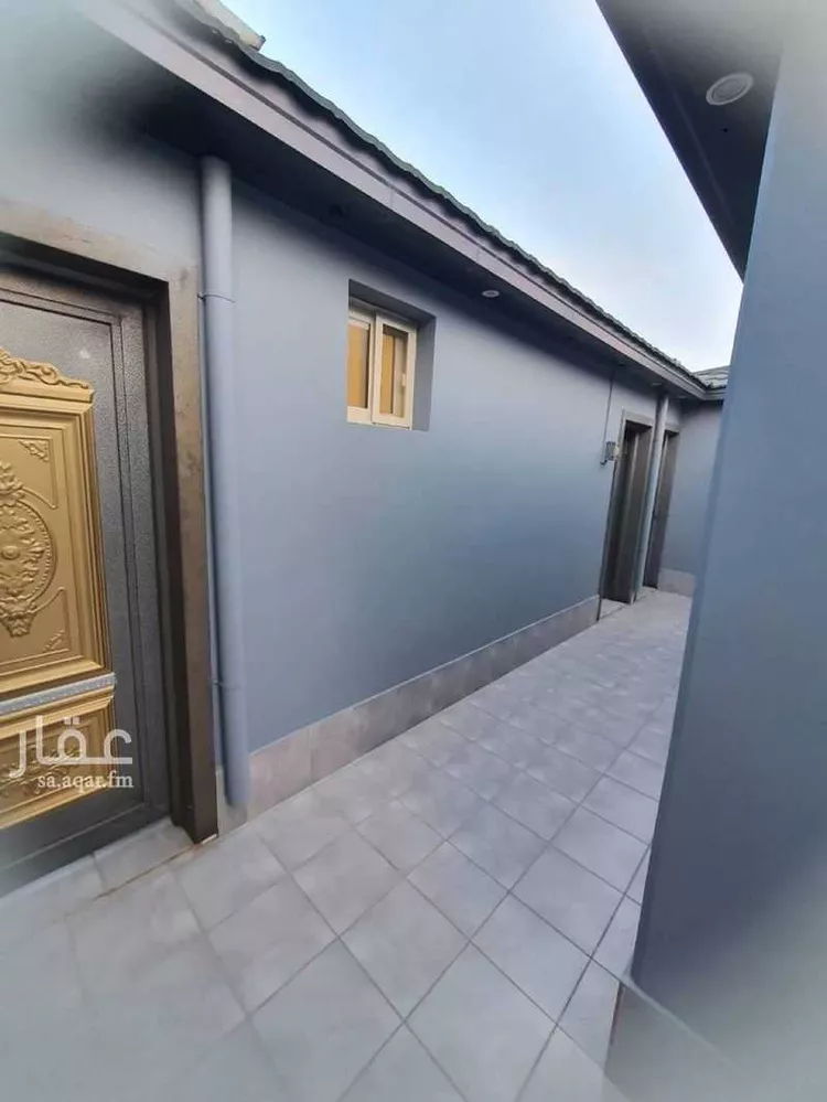 عمارة للبيع في شارع ابراهيم الكوارني, حي المعارض, مدينة الطائف, منطقة مكة المكرمة صورة 2