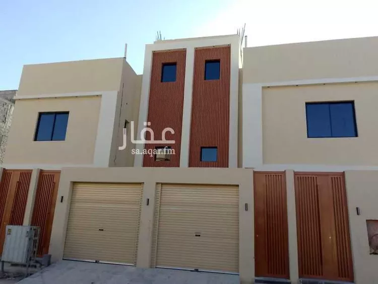 دور للبيع في شارع أحمد المدرس, حي العزيزية, مدينة الرياض, منطقة الرياض صورة 2