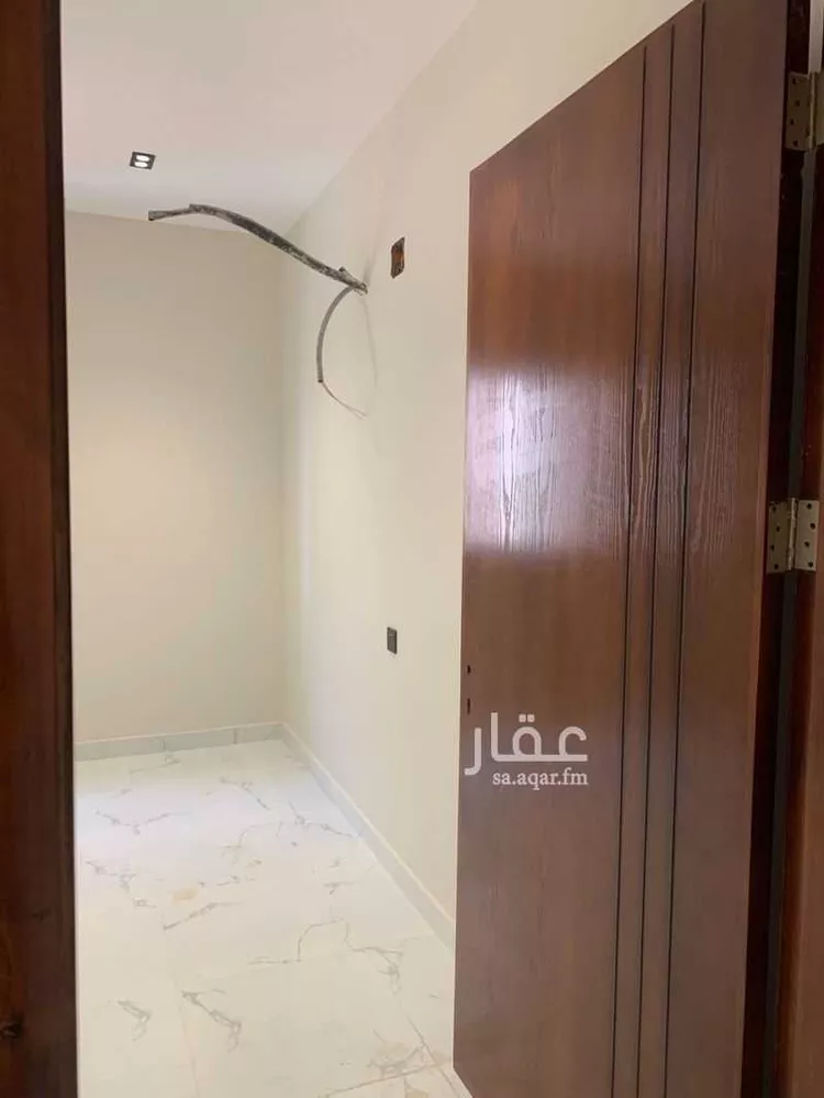 شقة للإيجار في شارع الحسين بن على ، حي المحاش ، العلا ، العلا صورة 2