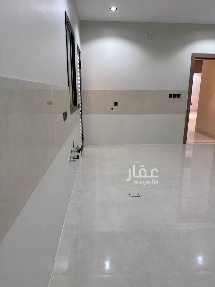 فيلا للبيع في شارع ابن المظفر الحاتمي, حي العروبة, مدينة الدمام, المنطقة الشرقية 7