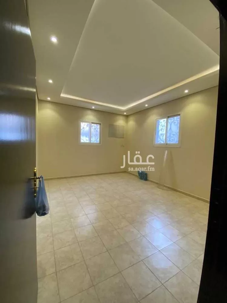 شقة للإيجار في شارع الظهران, حي إشبيلية, مدينة الرياض, منطقة الرياض