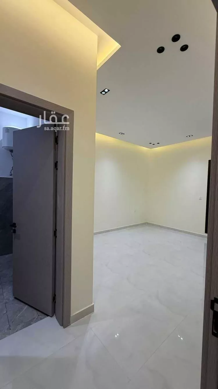 شقة للإيجار في شارع المغيرة بن شعبة, حي الملك فهد, مدينة الرياض, منطقة الرياض صورة 3