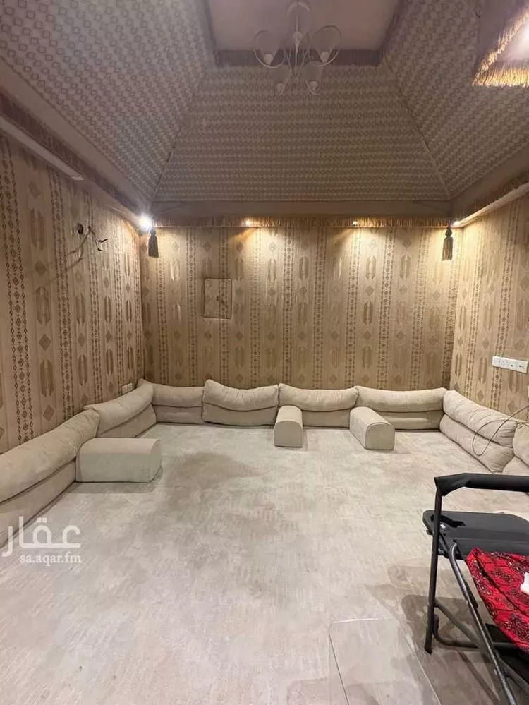 فيلا للبيع في شارع الطوال, حي إشبيلية, مدينة الرياض, منطقة الرياض صورة 2