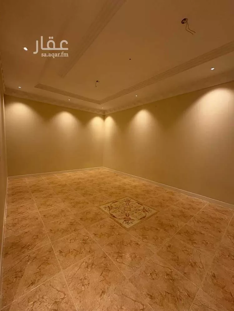 فيلا للبيع في شارع الطوال, حي إشبيلية, مدينة الرياض, منطقة الرياض صورة 5