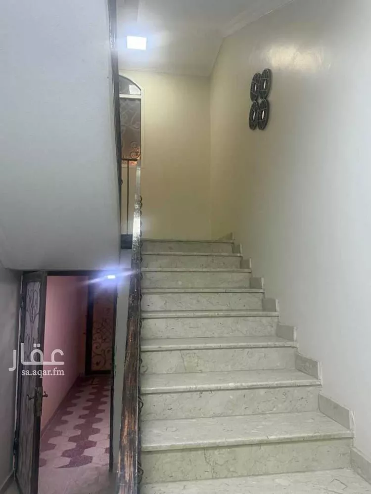 فيلا للبيع في شارع الجيزة, حي الفيحاء, مدينة الرياض, منطقة الرياض صورة 2