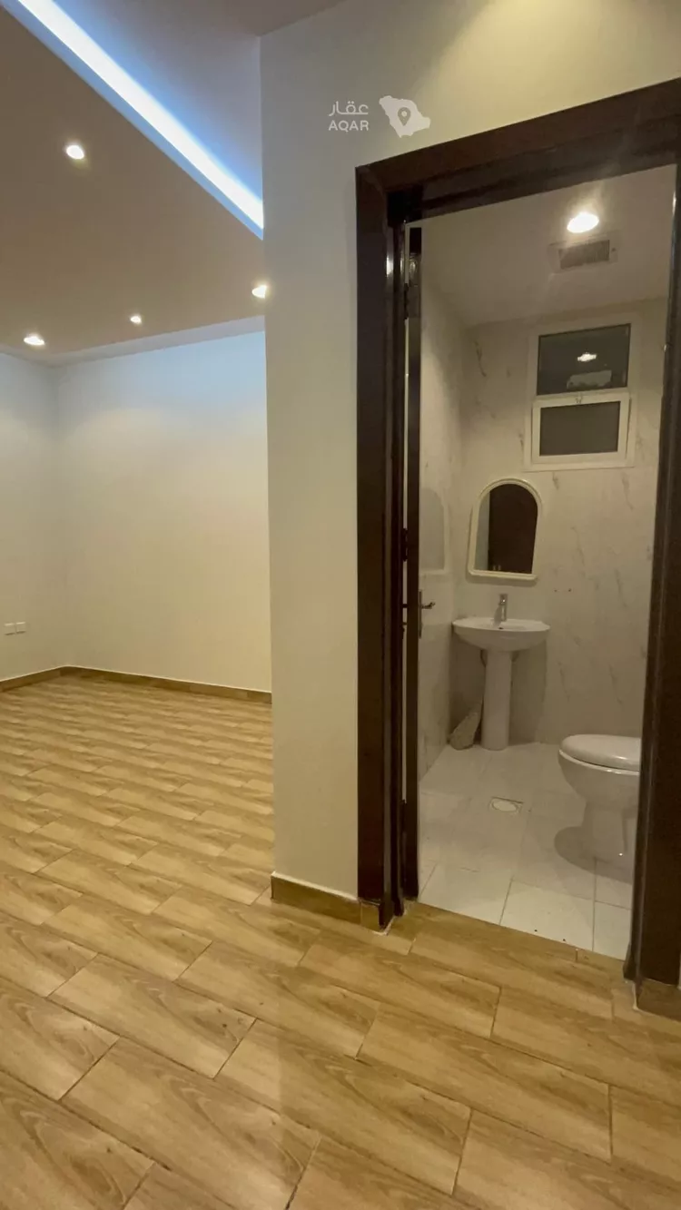 شقة للبيع في شارع عبدالمنعم القلعي, حي العارض, مدينة الرياض, منطقة الرياض 5