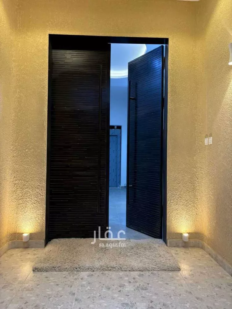 Building for Sale in Riyadh Al Arid 7