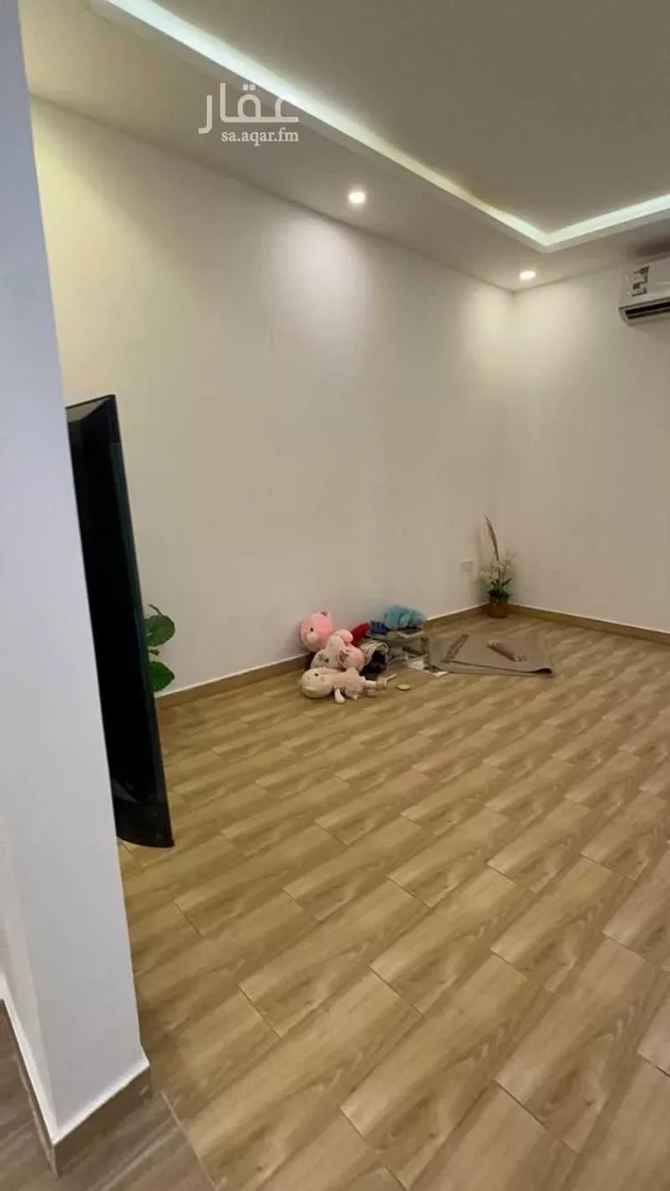 دور للبيع في شارع عبدالمنعم القلعي, حي العارض, مدينة الرياض, منطقة الرياض صورة 2