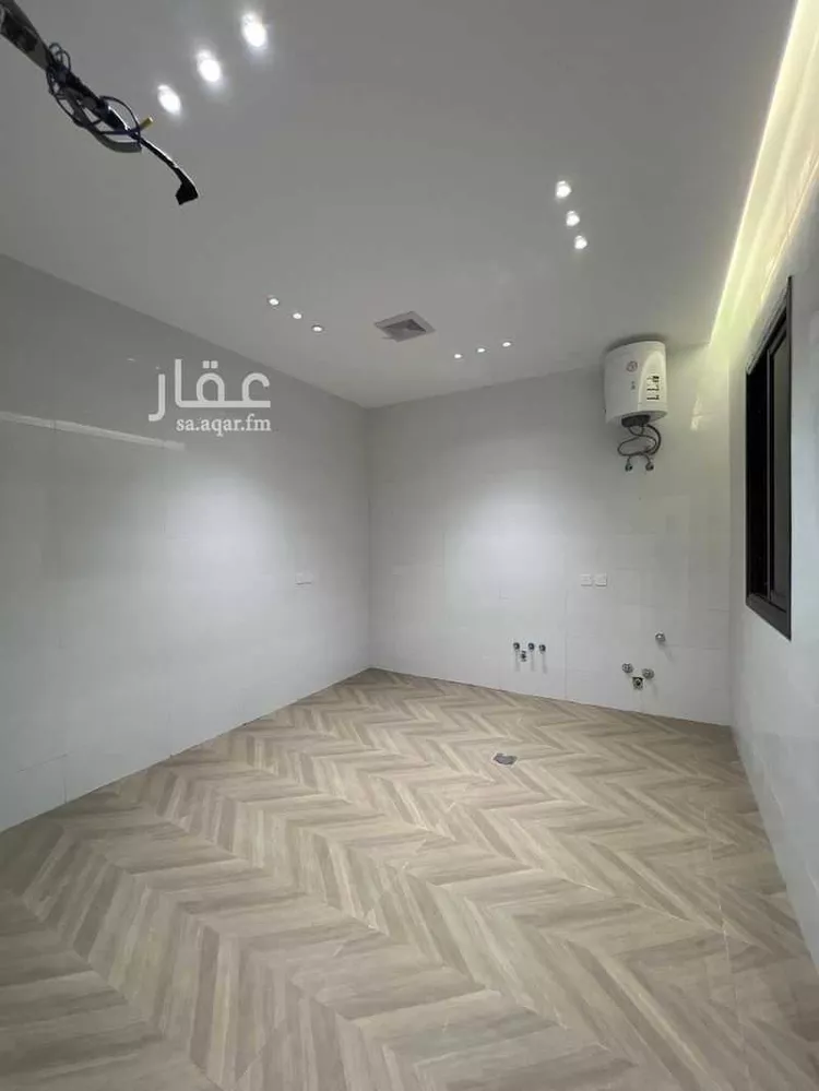 شقة للبيع في شارع القاسم بن سليمان, حي الدفاع, مدينة المدينه المنوره, منطقة المدينة المنورة صورة 2