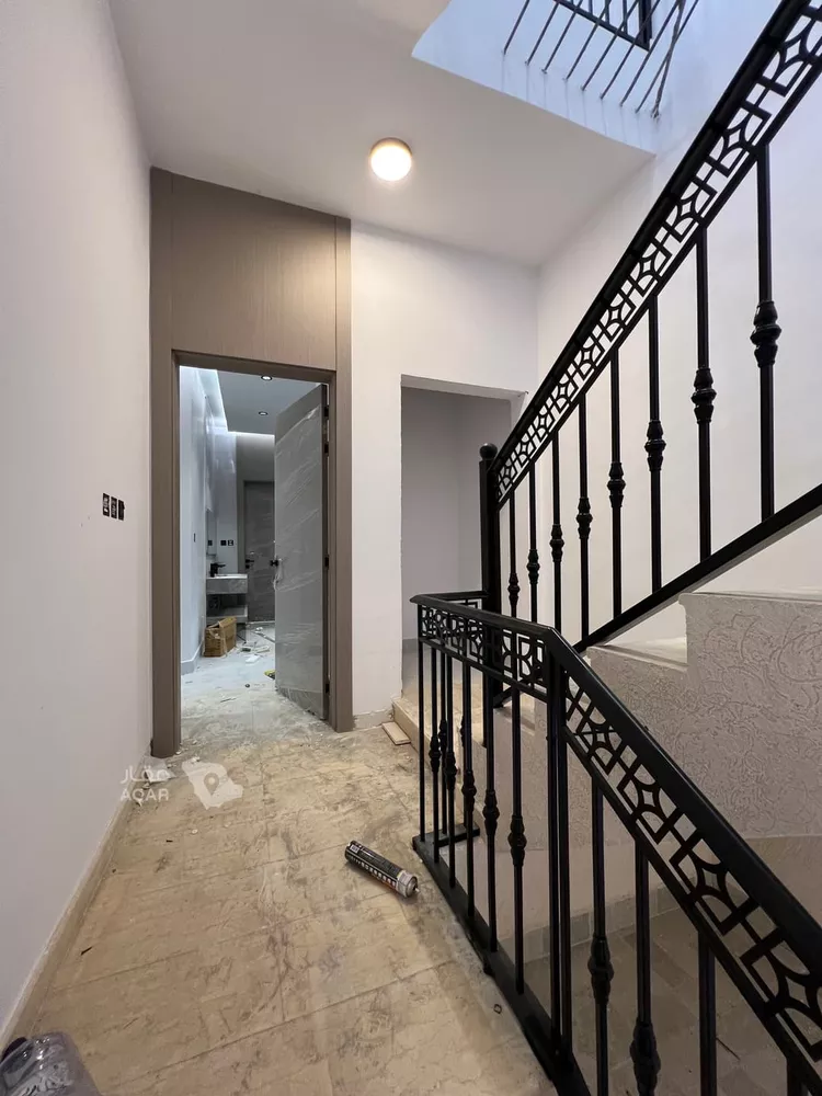 Floor for Sale in Medina As Sikkah Al Hadid