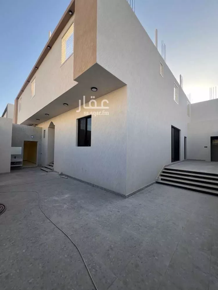 دور للبيع في شارع عمر ابن اخطب, حي العزيزية, مدينة المدينة المنورة, منطقة المدينة المنورة 7