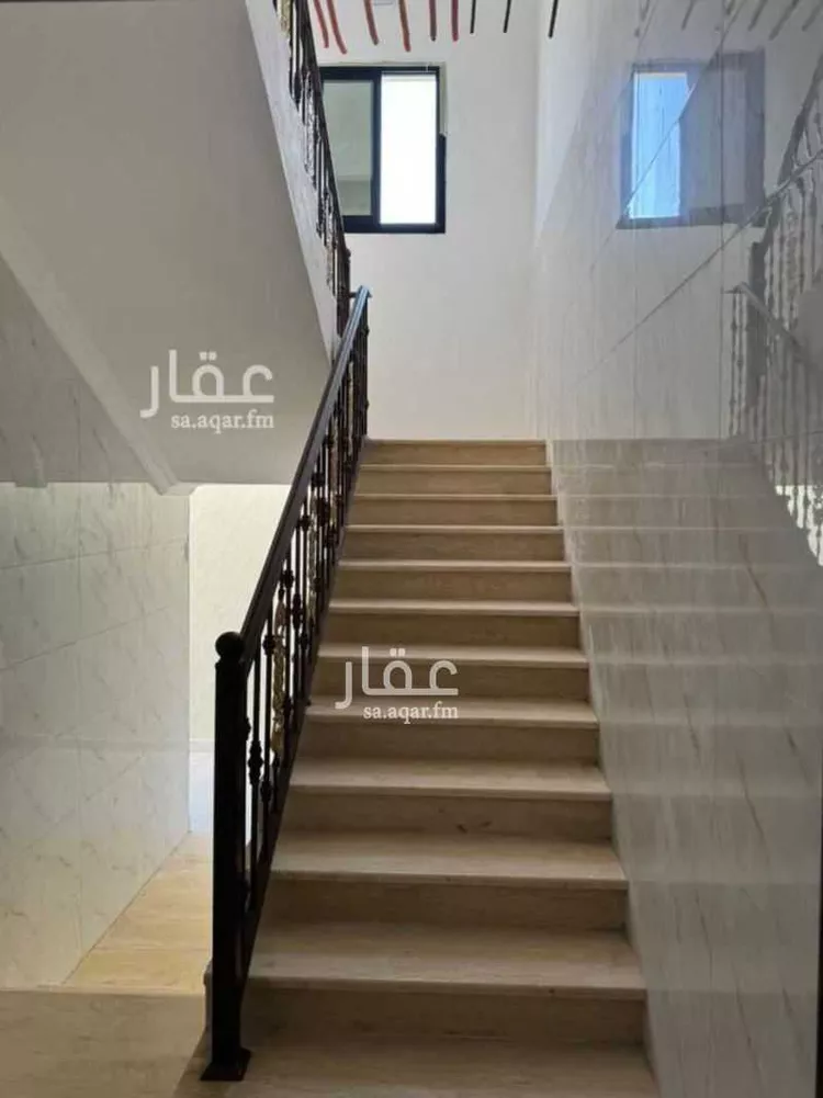 دور للبيع في شارع ابو بكر بن احمد المقدسي, حي الدفاع, مدينة المدينه المنوره, منطقة المدينة المنورة صورة 2