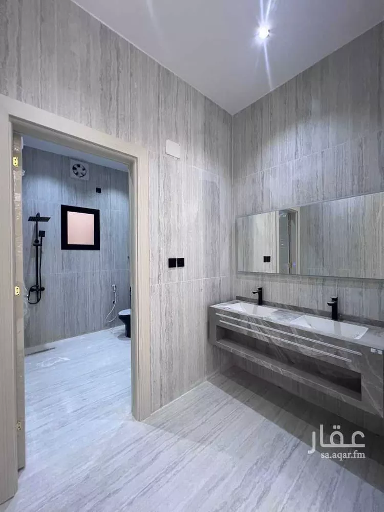 دور للبيع في شارع حماد بن المؤمل الضرير, حي سكة الحديد, مدينة المدينه المنوره, منطقة المدينة المنورة